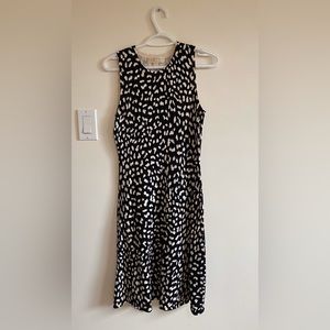 MICHAEL Michael Kors Bodycon sleeveless black & cream spotted dress